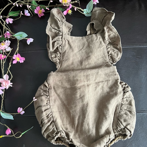 FREYA LILLIE girls linen romper z 2-3 - Picture 6 of 7
